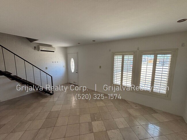Building Photo - 1444 S Palo Verde Ave