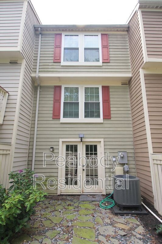 Building Photo - 11916 Fieldthorn Ct
