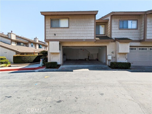 Building Photo - 1563 Avenida Selva