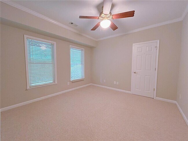 Building Photo - 280 Graystone Way