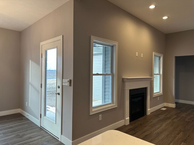 Building Photo - 4609 Castle Pines Dr