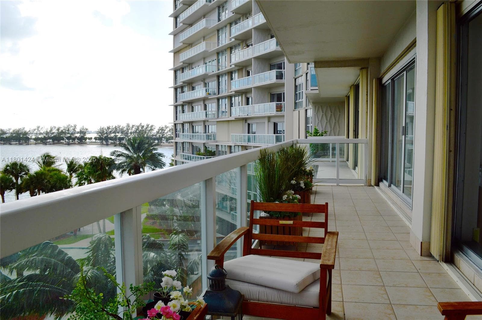 Building Photo - 2451 Brickell Ave