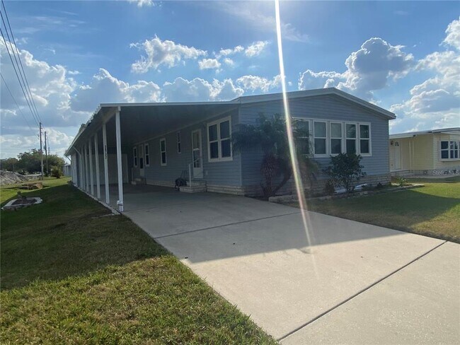 Building Photo - 36722 Strand Dr