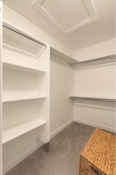 Building Photo - 6 Beebe Ln