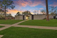 Building Photo - 7814 Moonmist Dr