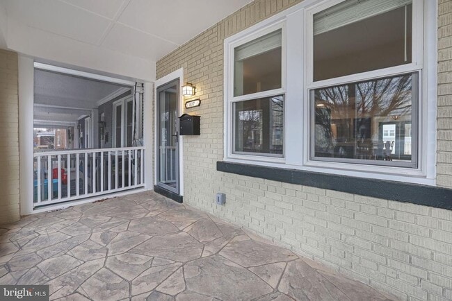 Building Photo - 837 Decatur St NW