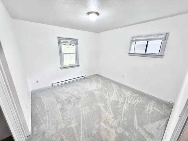 Building Photo - Charming Everett Home with Spacious Backyard, Garage, and Bonus Flex Spaces