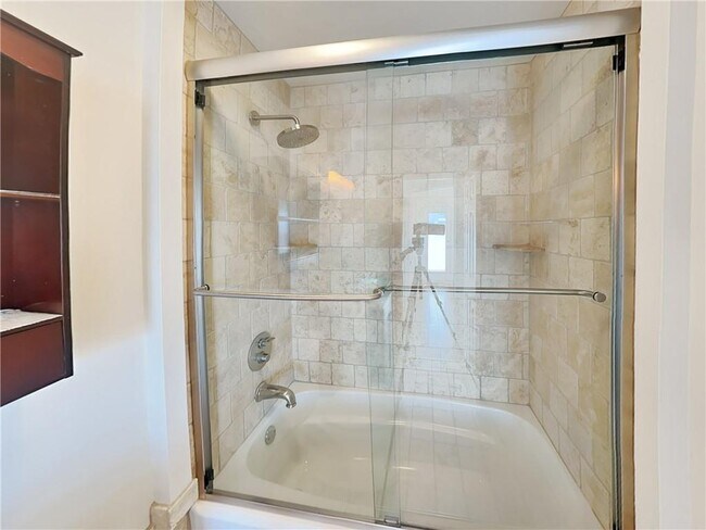 Building Photo - 2161 Peachtree Rd