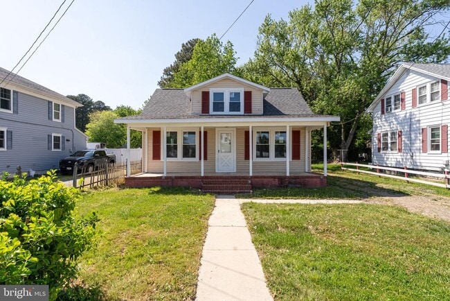 Building Photo - 1507 Race St
