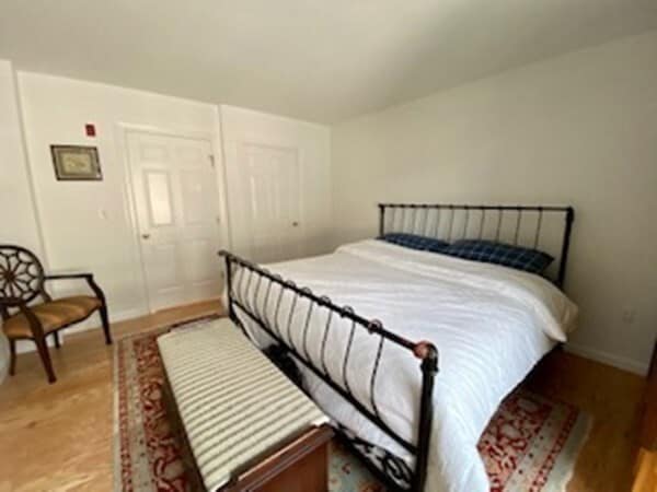 Building Photo - 65 Chelsea St