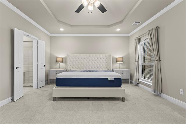 Building Photo - 14892 Hometown Dr