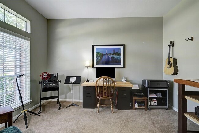 Building Photo - 3507 Shadow Bluff Ct