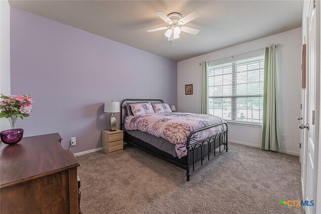 Building Photo - 3212 Trinity Dr