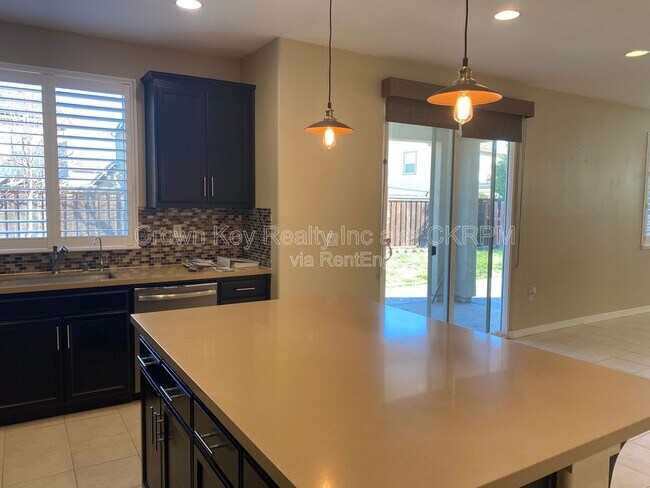 Building Photo - 18344 Spence Ave