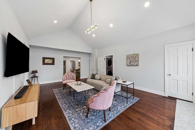 Building Photo - 1486 Woodmont Blvd