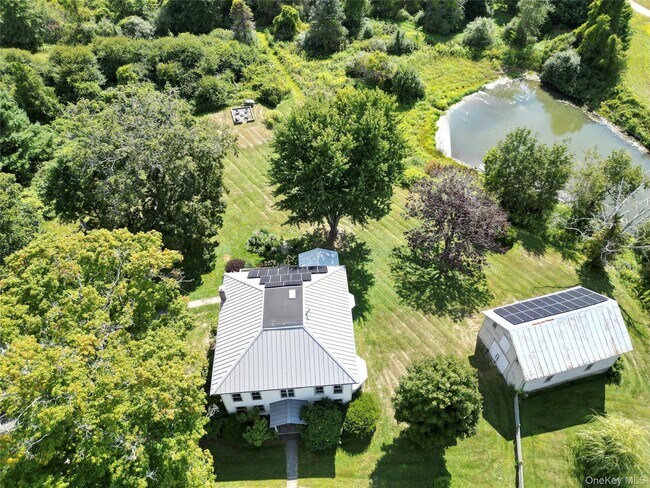 Building Photo - 108 Wey Rd