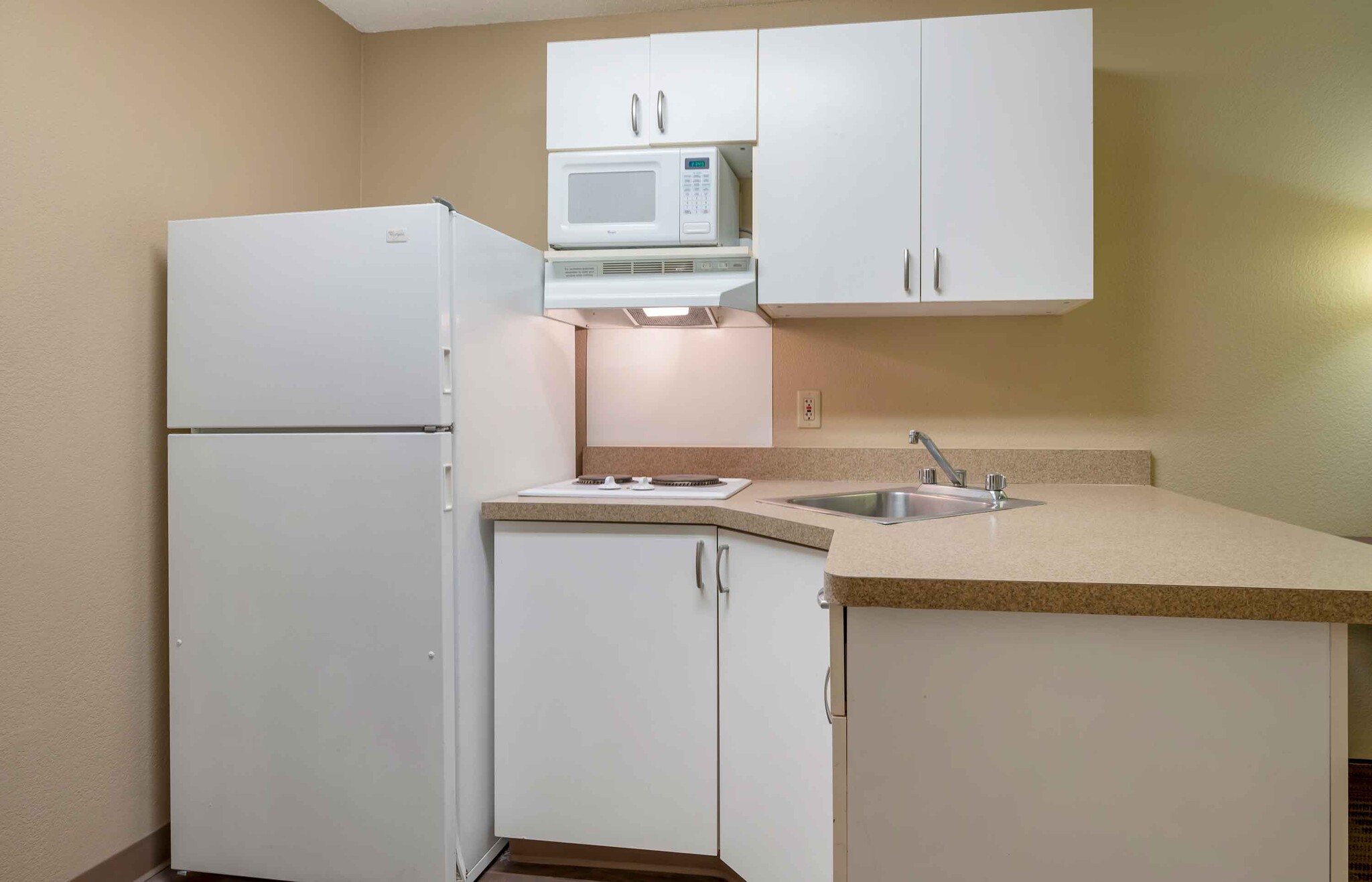 Building Photo - Furnished Studio-Chicago - Schaumburg - I-90