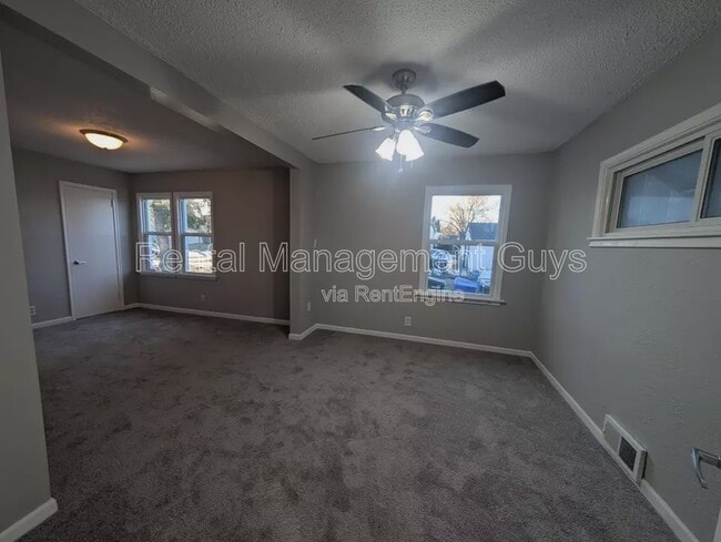 Building Photo - 1093 Breen St