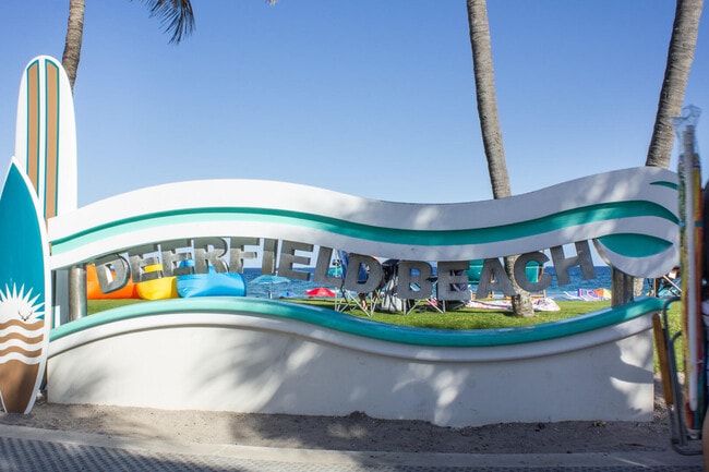 Building Photo - 1955 NE 4th St