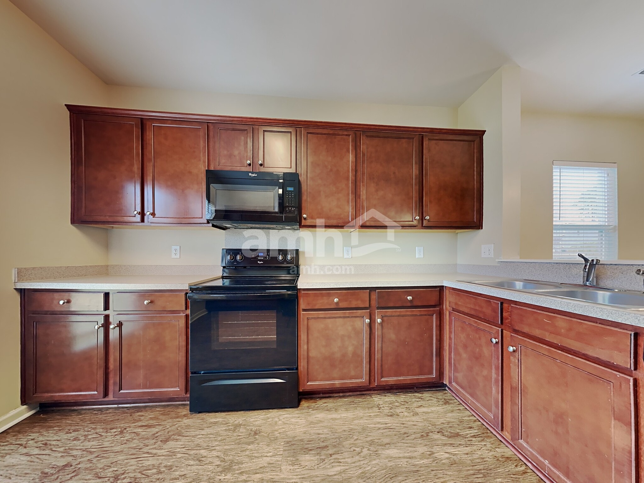 Building Photo - 123 Brookhaven Rd