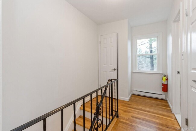 Building Photo - 129 Harris Rd