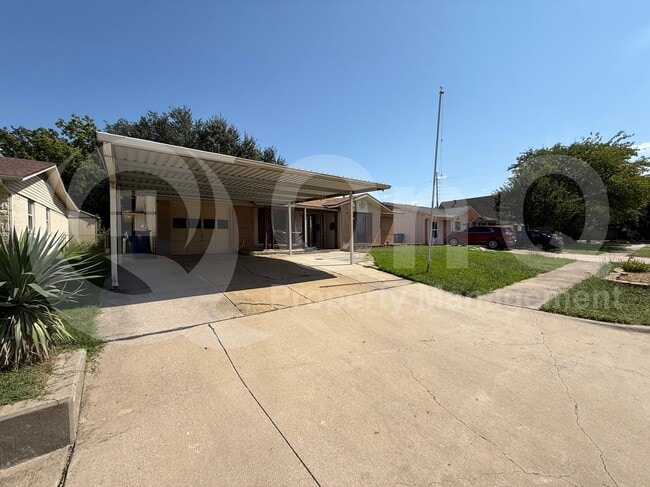 Building Photo - 362 S Shore Pl