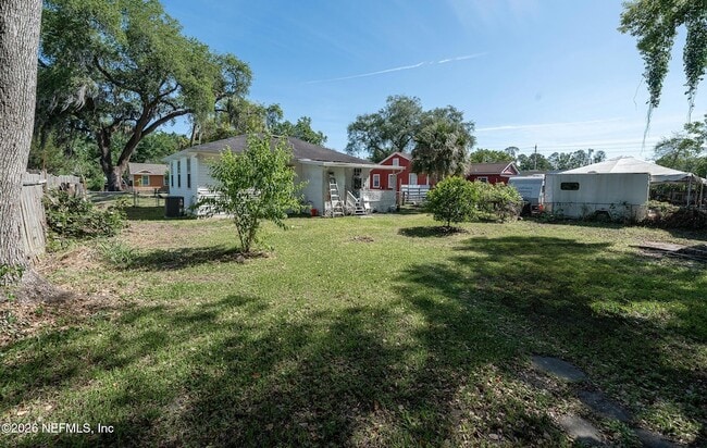 Building Photo - 6024 Transylvania Ave