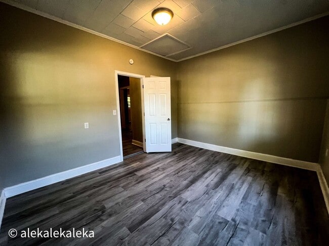 Building Photo - 715 Fisher Ferry St