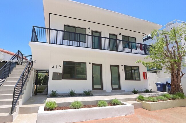 Primary Photo - 419-478 78th St