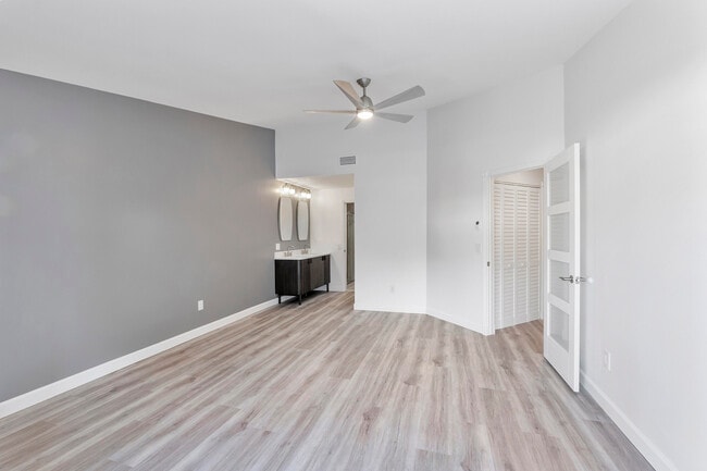 Building Photo - 273 NW 36th Ave
