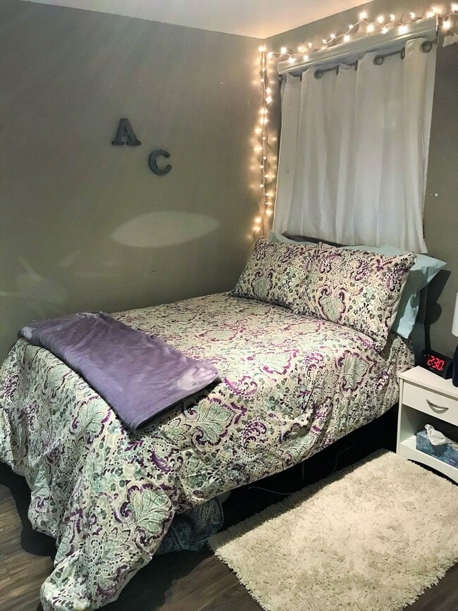 Building Photo - 3603 Dawson St