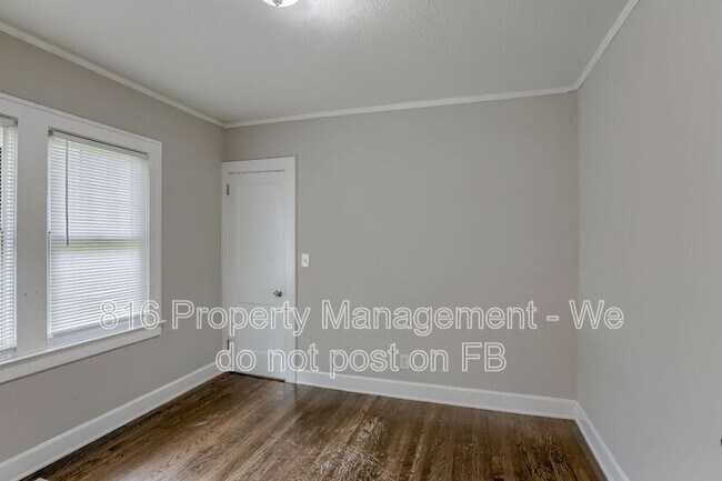 Building Photo - 2431 E 68th St