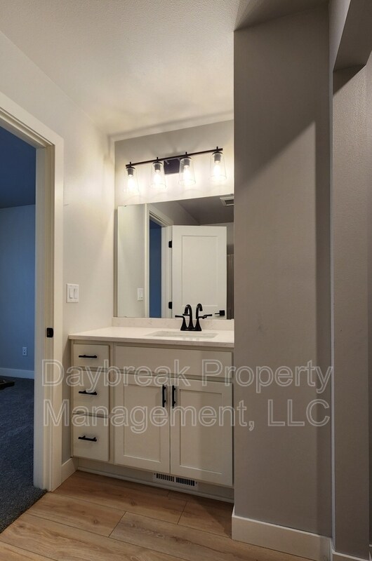 Building Photo - 6728 66th Ave S