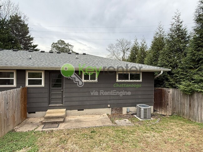 Building Photo - 904 Tremont St