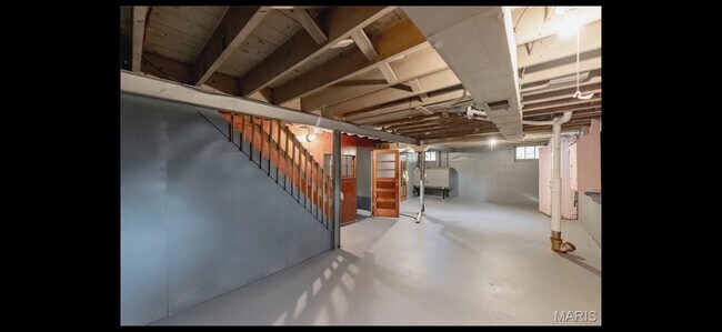 Building Photo - 3709 Eminence Blvd