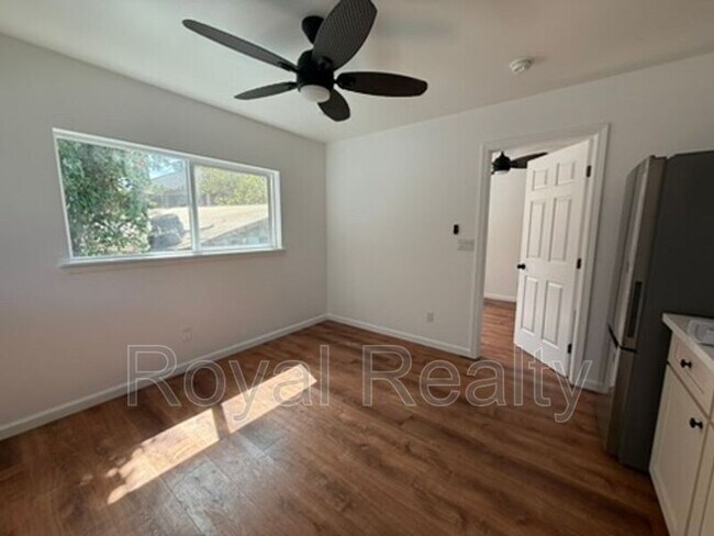 Building Photo - 72 Keala Pl