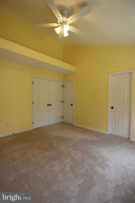 Building Photo - 12058 Edgemere Cir
