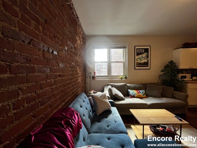 Building Photo - 29 Littell Rd