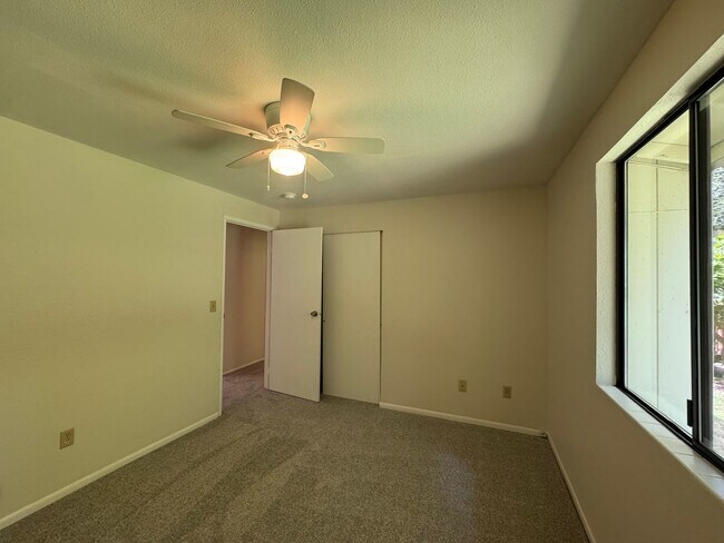 Building Photo - Tranquil 3 bedroom Rambler!!!