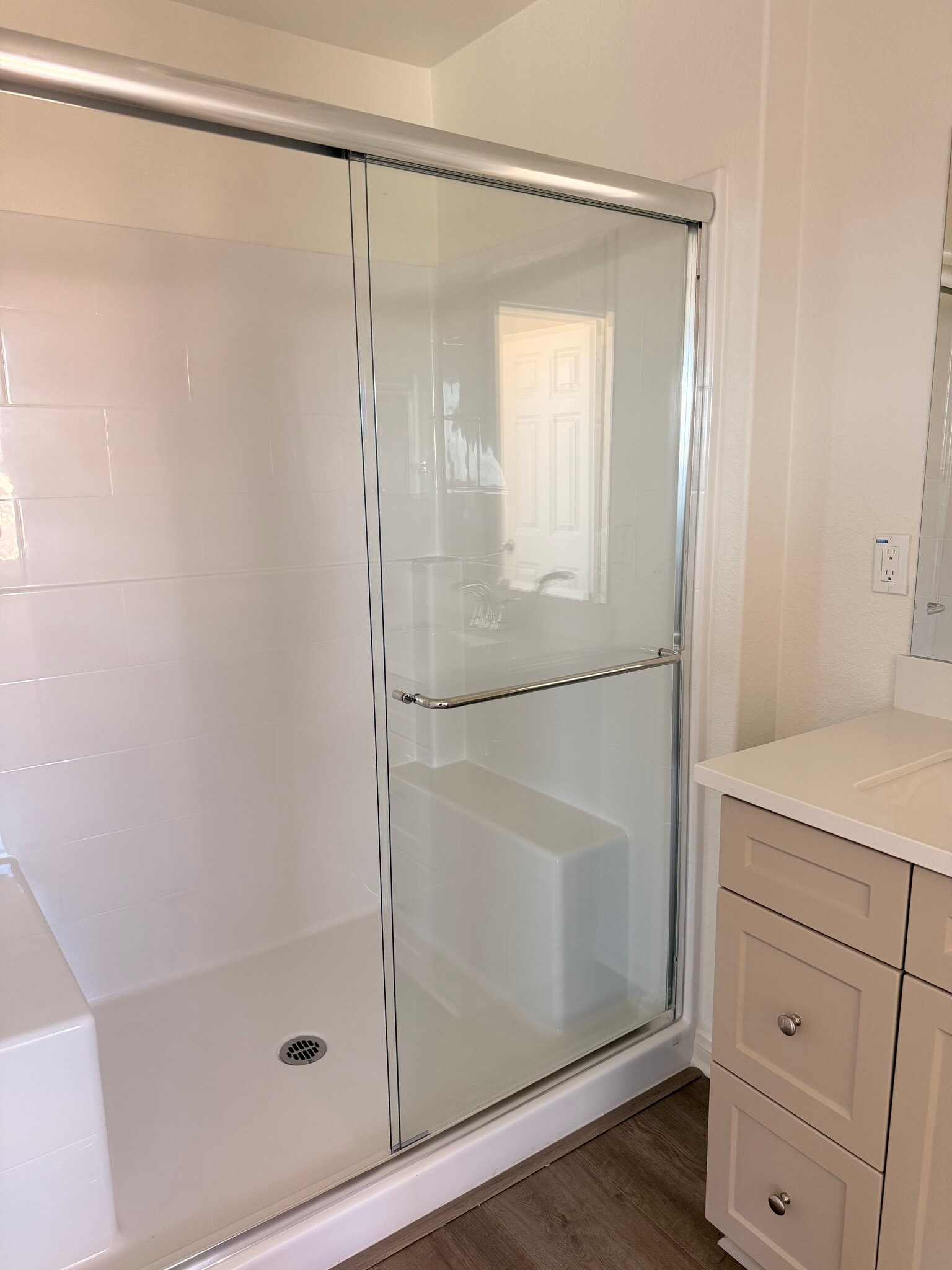 Master Bath - 4249 E Rincon St