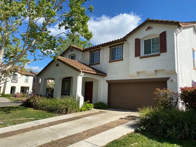 Building Photo - Ready To Move?