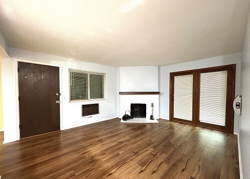 Building Photo - 14896 E 2nd Ave