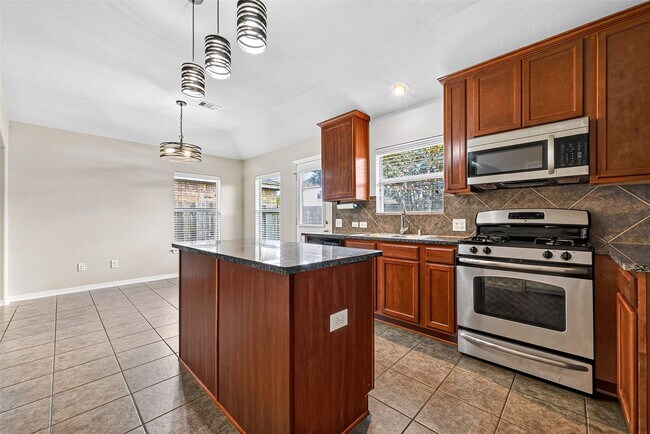Building Photo - 26810 Henson Falls Dr
