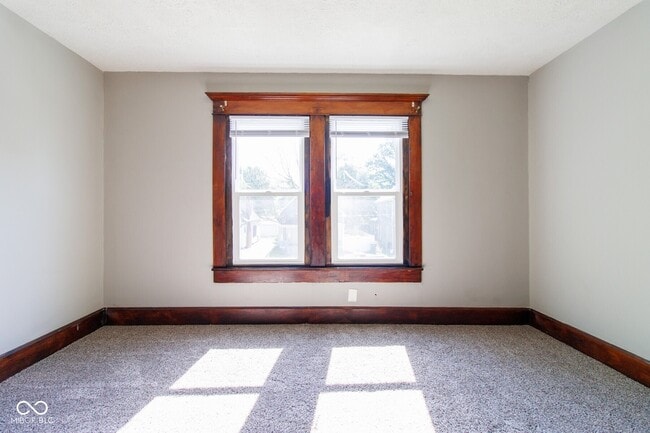 Building Photo - 1210 N Olney St