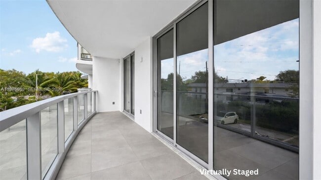 Building Photo - 13800 Highland Dr