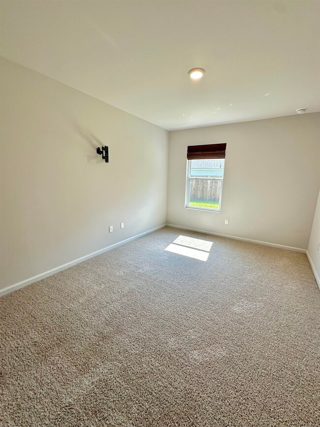 Building Photo - 26 Gray Fox Ct