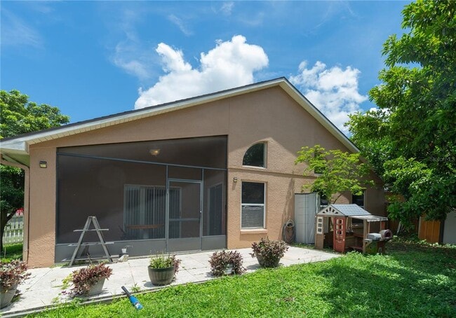 Building Photo - 7983 Elmstone Cir