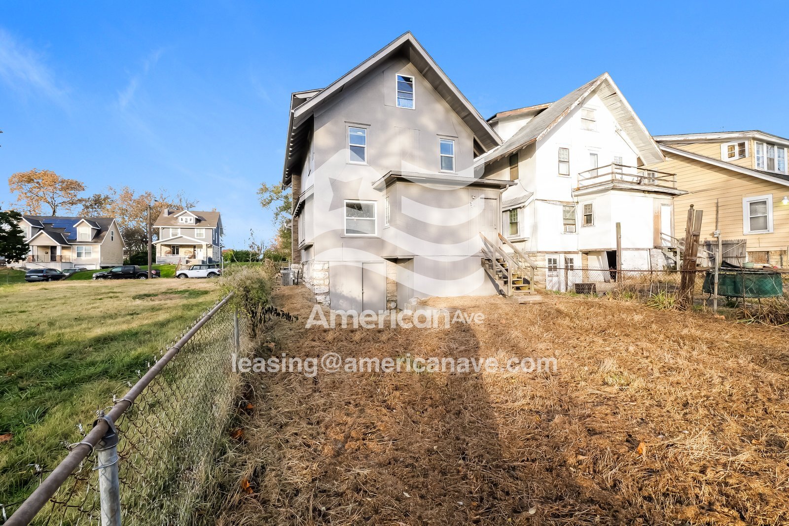 Building Photo - 3743 Flora Ave