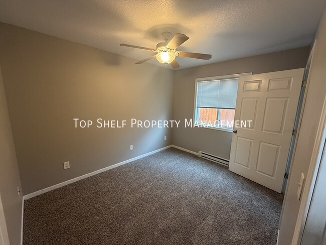 Building Photo - 218 4th St NW