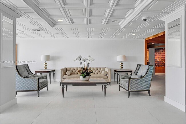 Building Photo - 11111 Biscayne Blvd